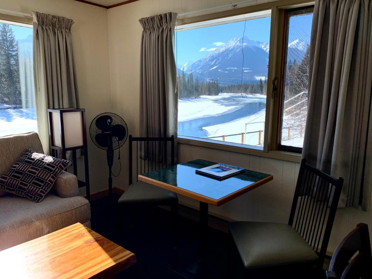 Tete Jaune Lodge Dış mekan fotoğraf